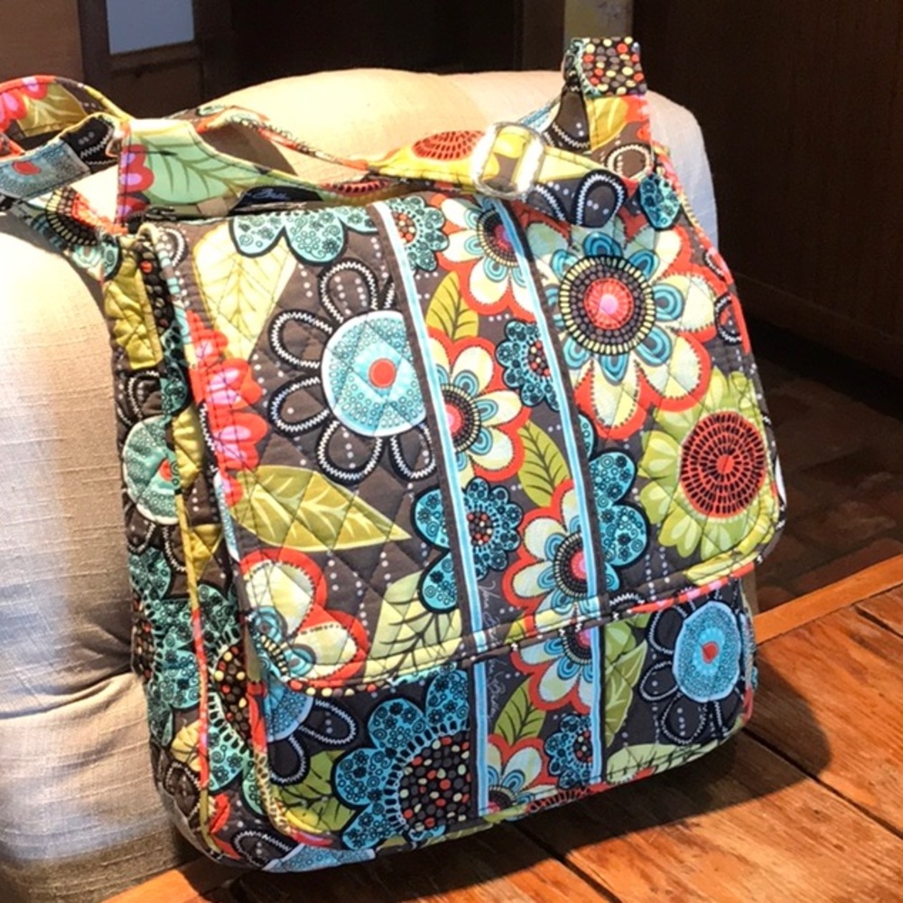 Vera Bradley Large Mailbag